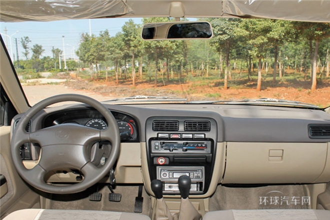 2013款 3.0T柴油四驅豪華型ZD30D13-4N2