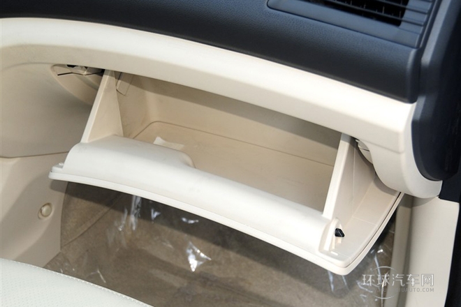 2014款 1.5L 手動舒適型