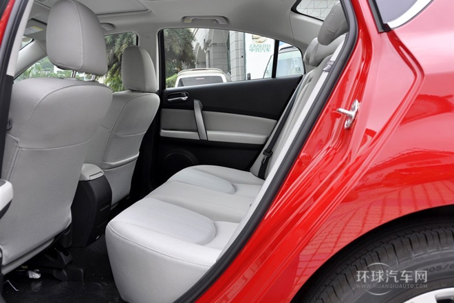 2012款 2.0L 自動精英版