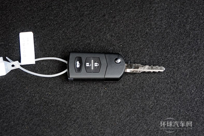 2012款 轎跑 2.0L 自動豪華版