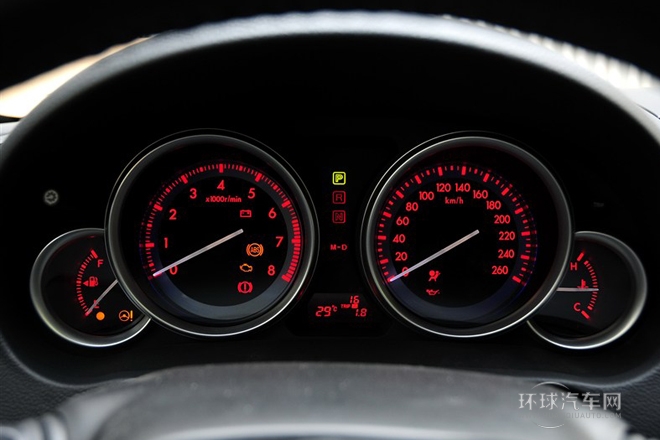 2012款 轎跑 2.0L 自動(dòng)豪華版