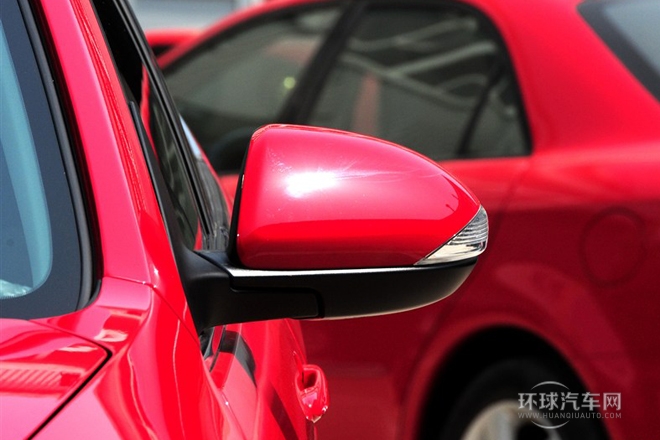 2012款 轎跑 2.0L 自動豪華版