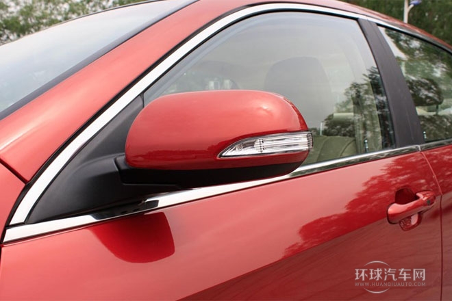 2013款 2.0L 手動豪華型