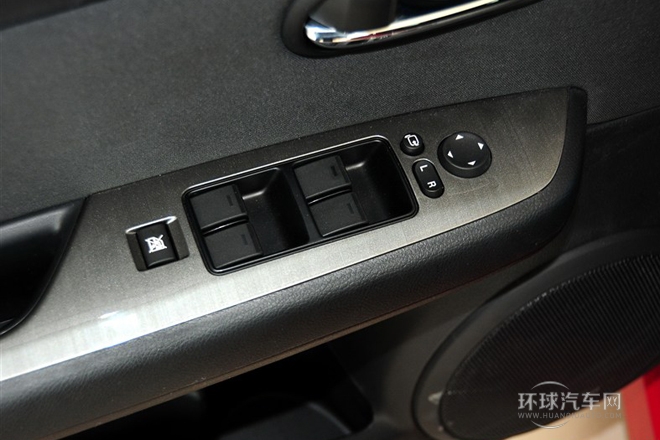 2012款 轎跑 2.0L 自動精英版