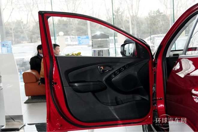 2013款 2.0L 自動四驅(qū)舒適型GL 國V