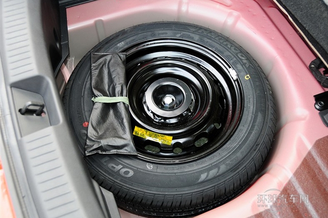 2012款 兩廂炫動 1.3L 自動標準版