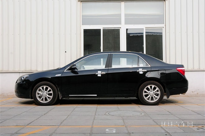 2013款 1.5TI 手動尊貴型