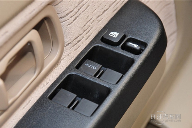 2013款 3.0T柴油兩驅豪華型ZD30D13-4N2