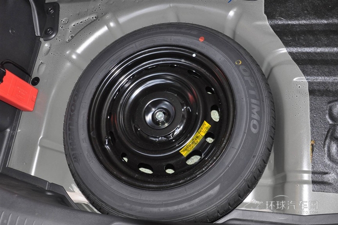 2012款 兩廂炫動 1.5L 手動超值版