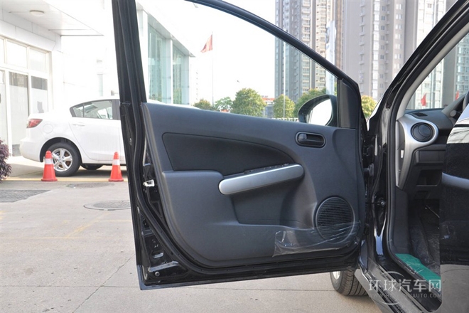 2012款 兩廂炫動 1.5L 手動超值版