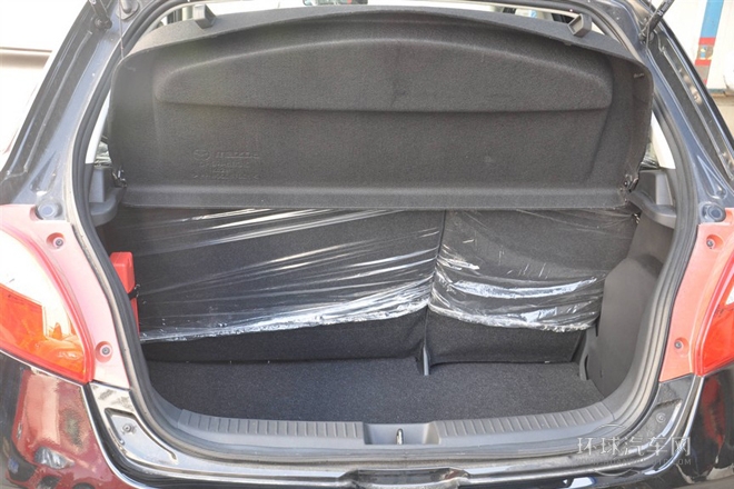 2012款 兩廂炫動 1.5L 手動超值版