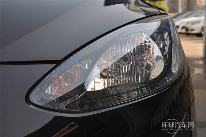 2012款 兩廂炫動(dòng) 1.5L 手動(dòng)超值版