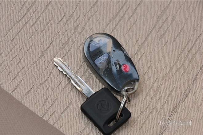 2013款 3.0T柴油兩驅(qū)標(biāo)準(zhǔn)型ZD30D13-4N2