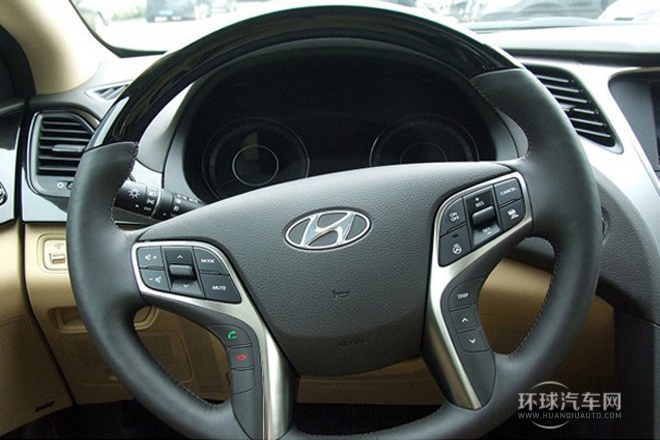 2011款 3.0L 旗艦型