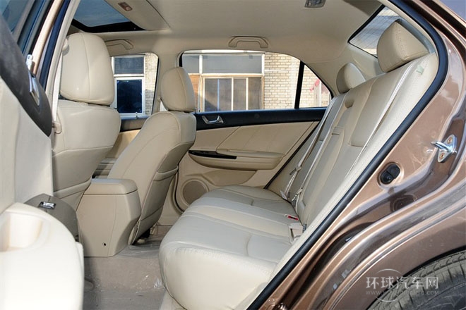 2013款 1.5TID 自動尊貴型