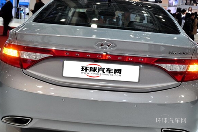 2011款 3.0L 旗艦型