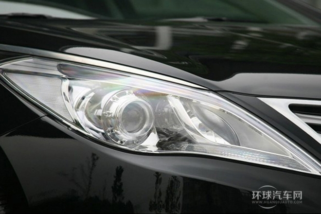 2011款 3.0L 尊貴型