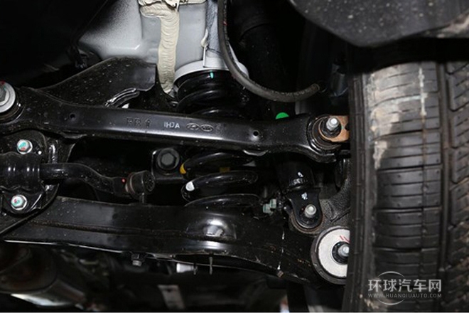 2013款 2.0L 自動(dòng)兩驅(qū)領(lǐng)先型GLX 國IV