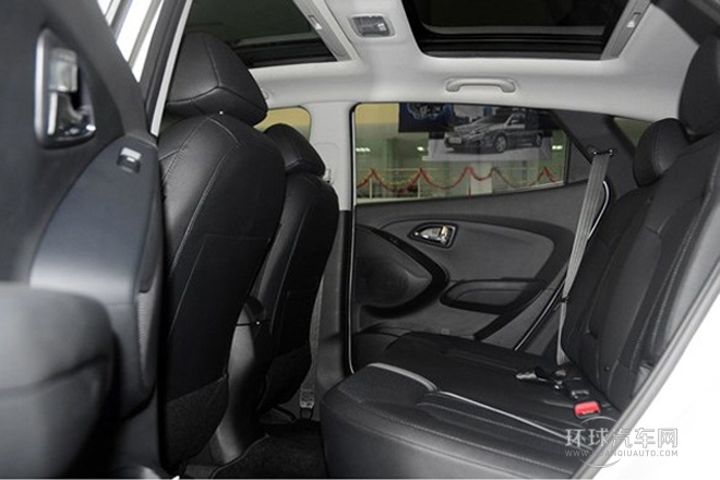 2013款 2.0L 自動(dòng)兩驅(qū)領(lǐng)先型GLX 國(guó)IV