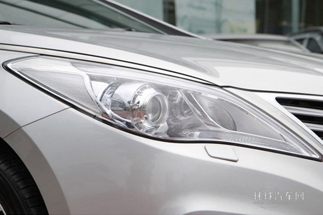 2011款 2.4L 旗艦型