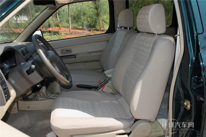 2013款 2.5T柴油四驅(qū)豪華型ZD25TCI