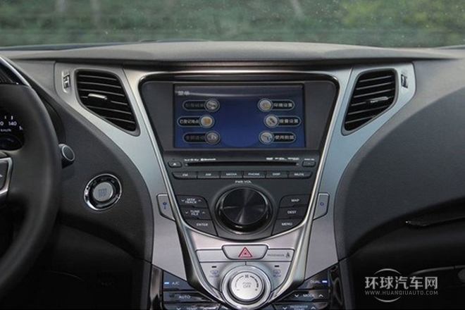 2011款 2.4L 尊貴型