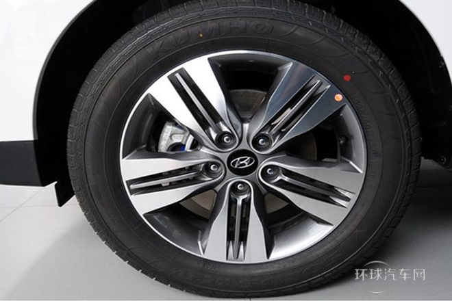 2013款 2.0L 自動兩驅領先型GLX 國V