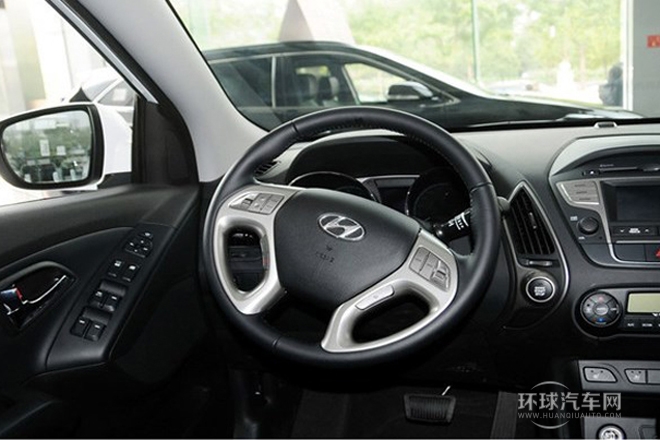 2013款 2.0L 自動兩驅(qū)領(lǐng)先型GLX 國V