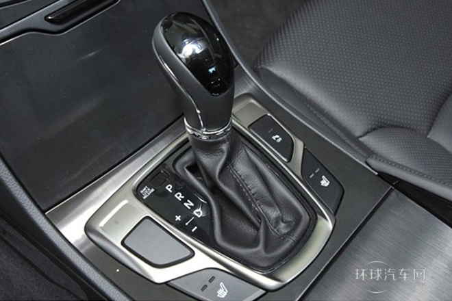 2011款 2.4L 豪華型