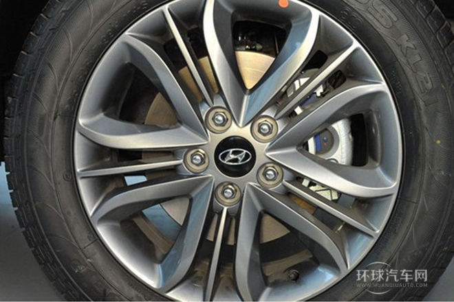 2013款 2.4L 自動四驅智能型GLS 國IV