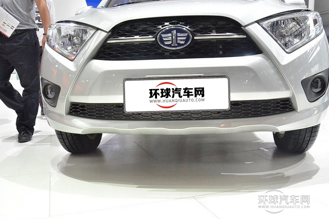 2014款 1.3L 手動運動尊貴型