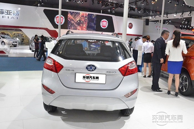 2014款 1.3L 手動(dòng)運(yùn)動(dòng)尊貴型