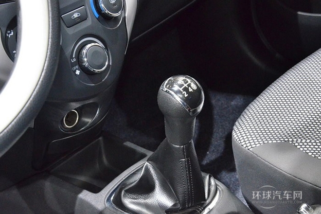 2014款 1.3L 手動運動尊貴型