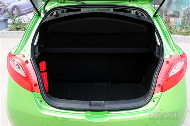 2012款 兩廂炫動(dòng) 1.5L 自動(dòng)超值版