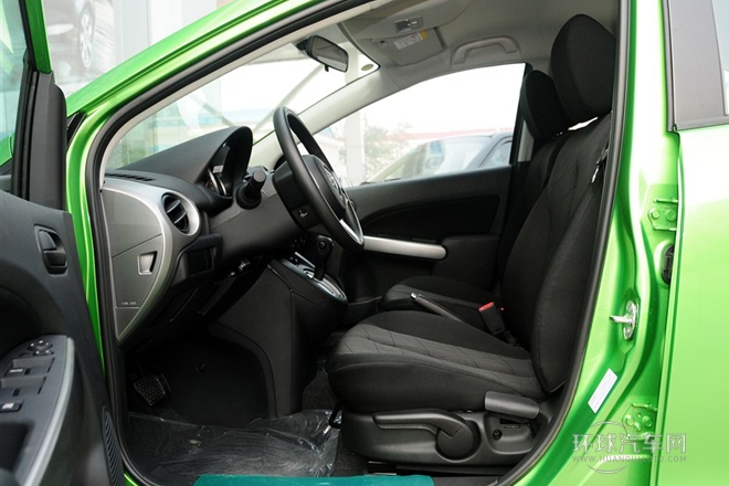 2012款 兩廂炫動(dòng) 1.5L 自動(dòng)超值版