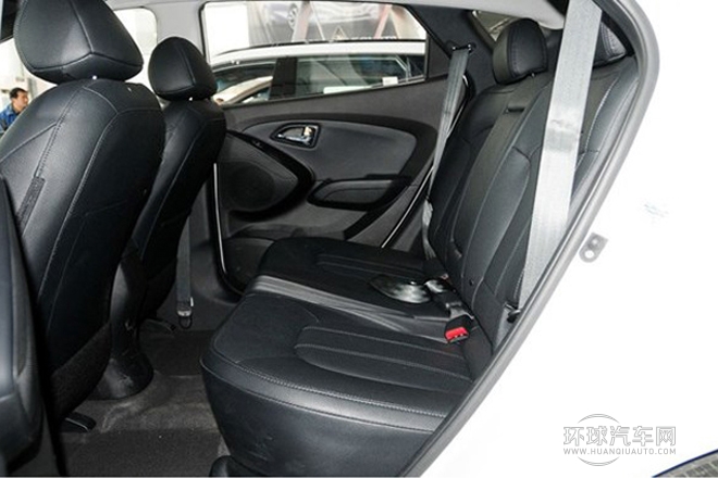 2013款 2.4L 自動(dòng)兩驅(qū)領(lǐng)先型GLX 國(guó)V