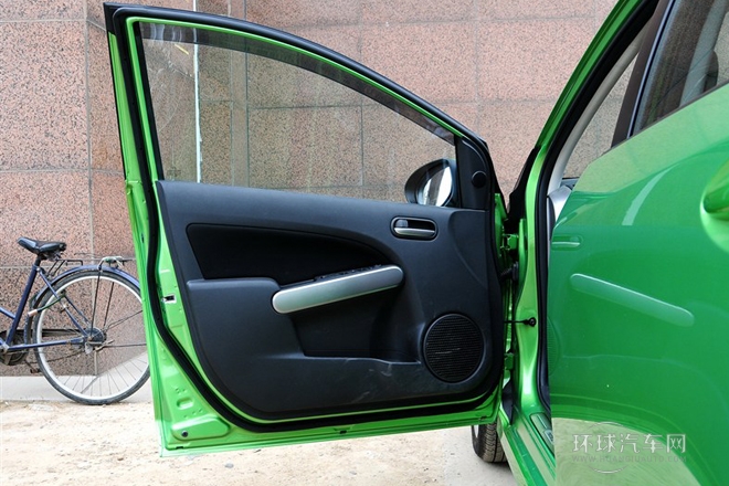 2012款 兩廂炫動 1.5L 自動豪華版