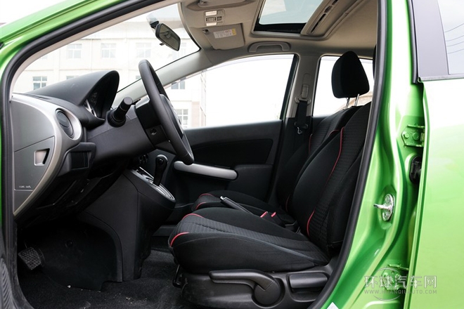 2012款 兩廂炫動 1.5L 自動豪華版