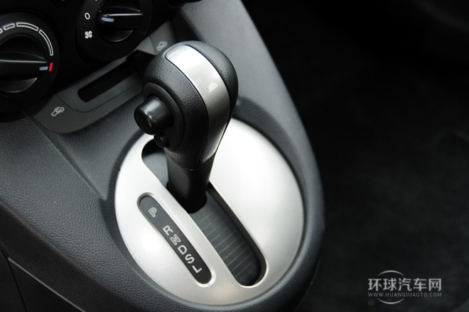 2012款 兩廂炫動 1.5L 自動豪華版