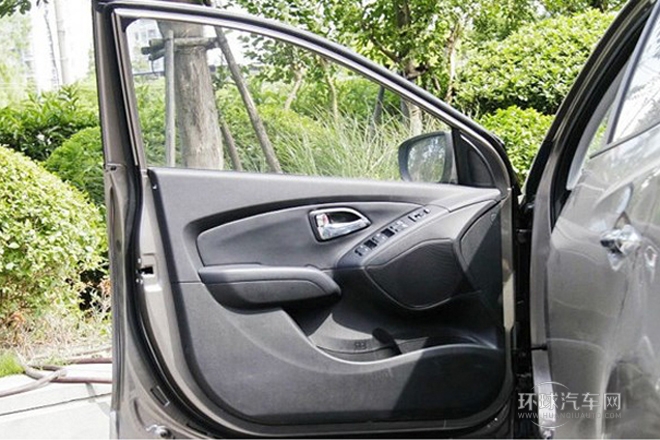 2013款 2.4L 自動四驅領先型GLX 國IV