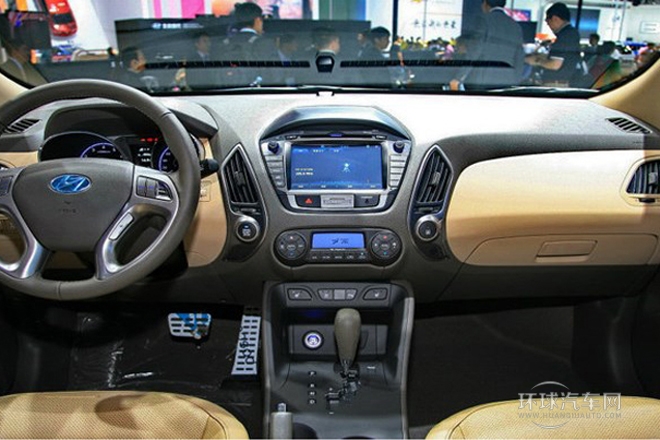 2013款 2.4L 自動四驅領先型GLX 國IV