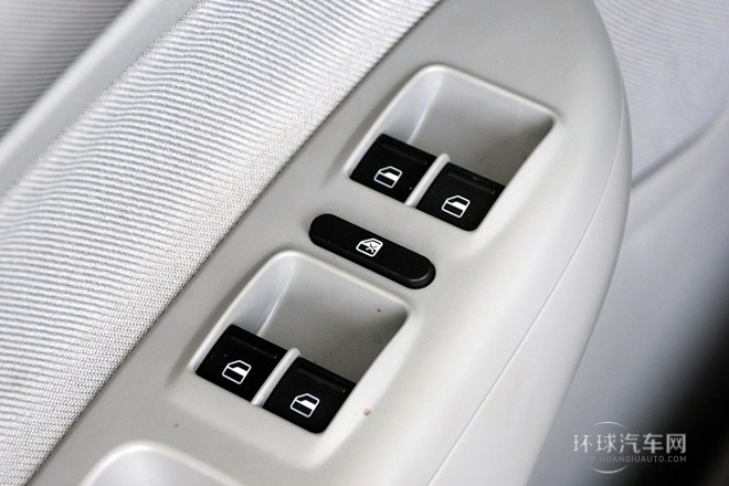 2014款 1.6L 手動(dòng)逸杰版