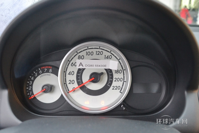 2012款 三廂炫動 1.3L 手動標準版