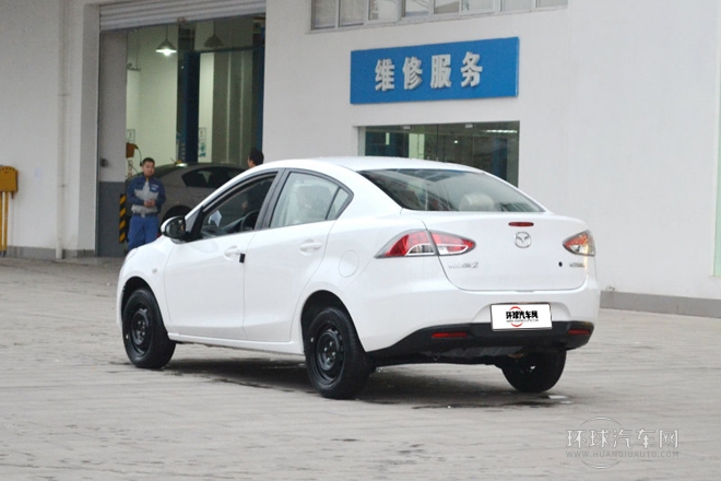 2012款 三廂炫動 1.3L 手動標準版