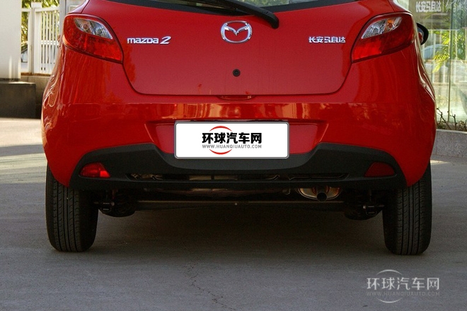 2012款 三廂炫動(dòng) 1.3L 自動(dòng)標(biāo)準(zhǔn)版