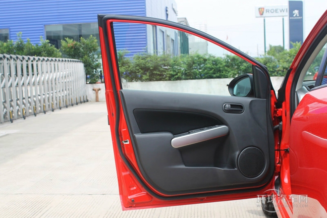 2012款 三廂炫動(dòng) 1.5L 手動(dòng)時(shí)尚版