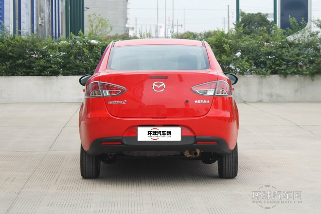 2012款 三廂炫動(dòng) 1.5L 手動(dòng)時(shí)尚版