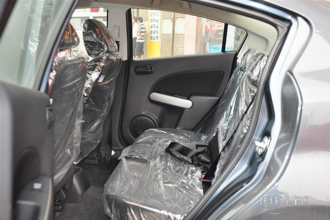 2012款 三廂炫動 1.5L 自動豪華版