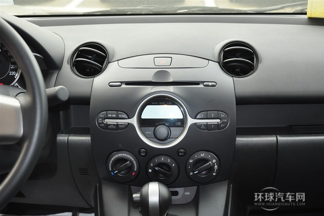 2012款 三廂炫動 1.5L 自動豪華版