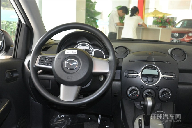 2012款 三廂炫動 1.5L 自動時尚版